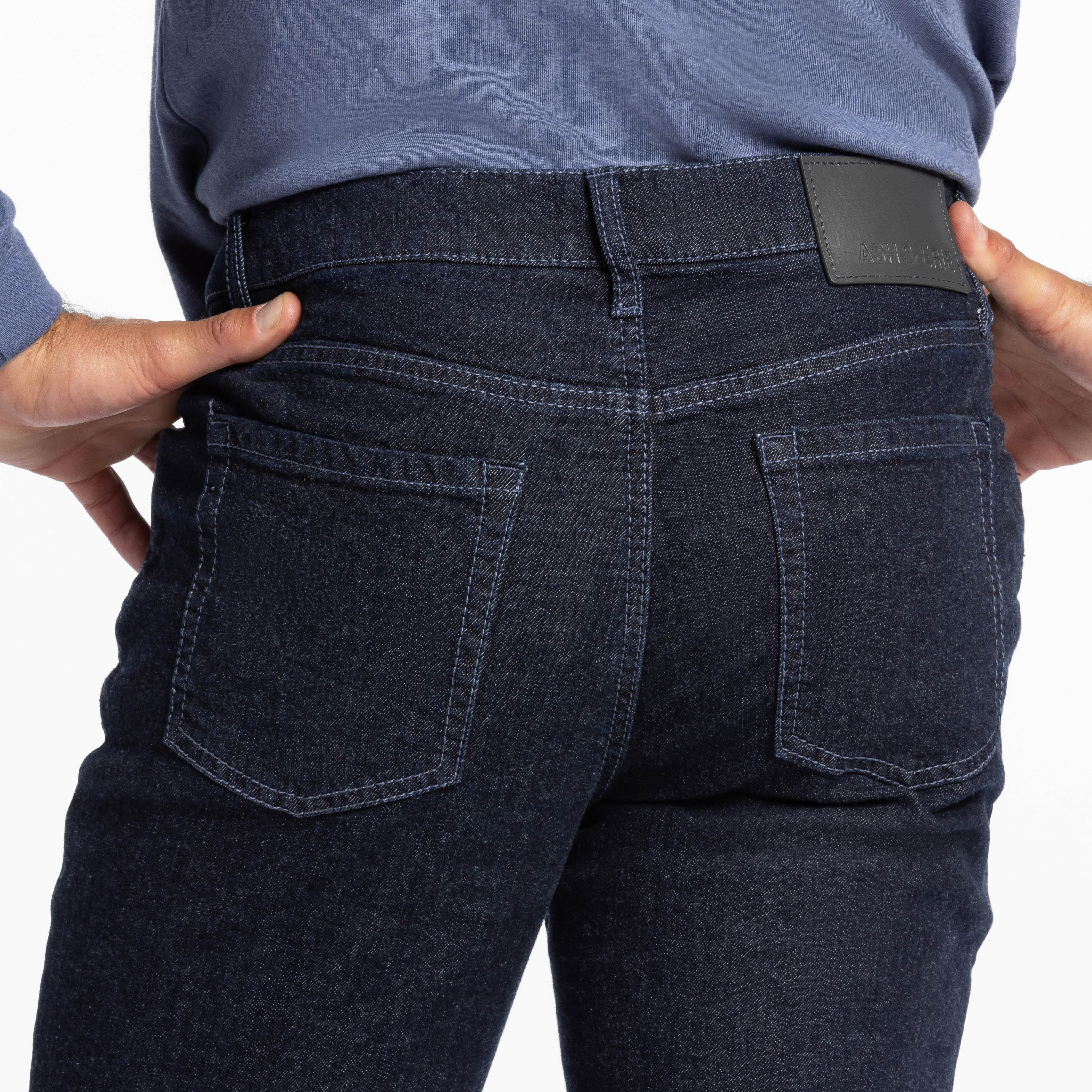 Straight Fit Indigo Wash Essential Jeans