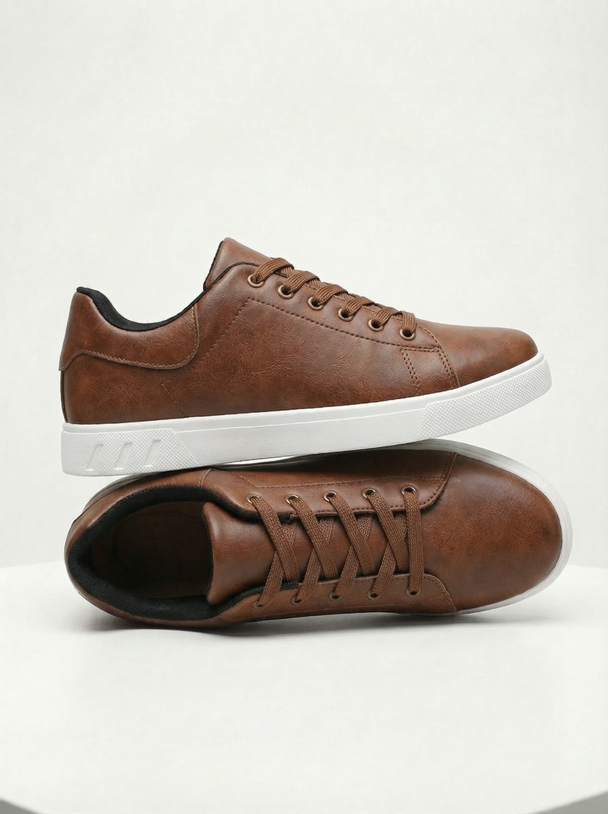 Benson Classic Trainer - Oak Brown