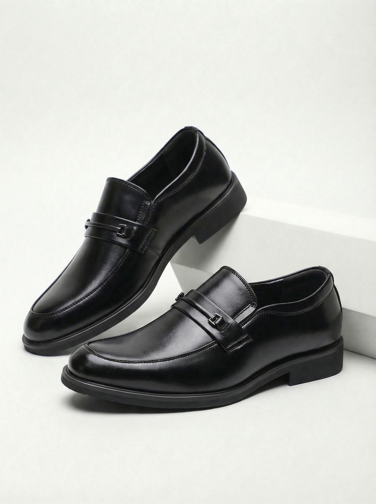 Classic Leather Loafer - Onyx Black